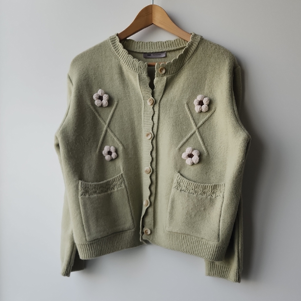 Soft Sage Green Flower Appliqué Cardigan Sweater